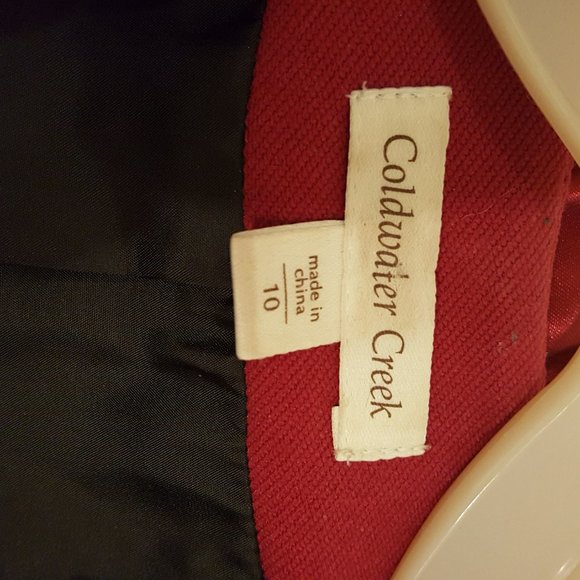 Red button ruffle suite jacket - Picture 6 of 8